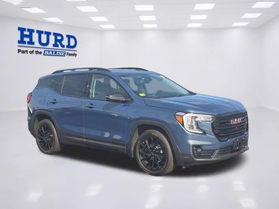Used 2024 GMC Terrain SLT w/ Infotainment Package II