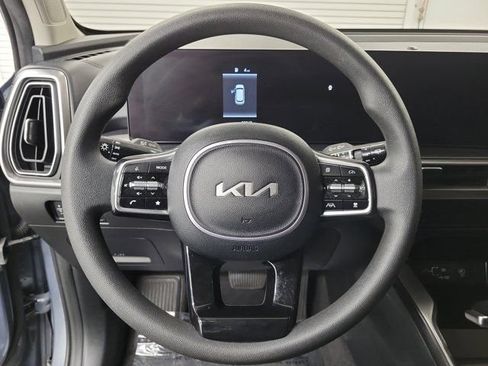 Certified 2024 Kia Sorento LX FWD image 24
