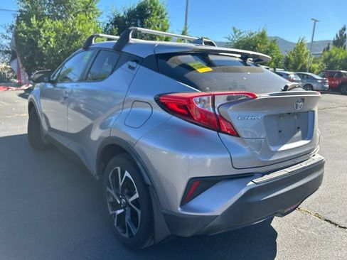 Used 2018 Toyota C-HR XLE FWD image 11