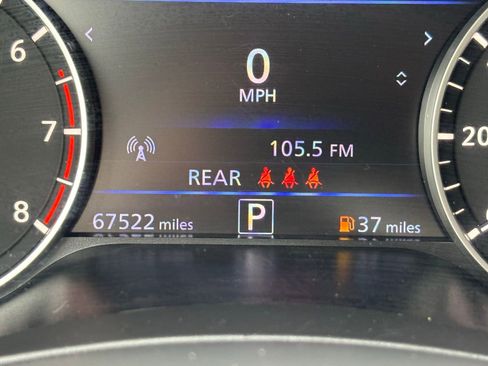 Used 2023 Nissan Altima 2.5 SR FWD image 16