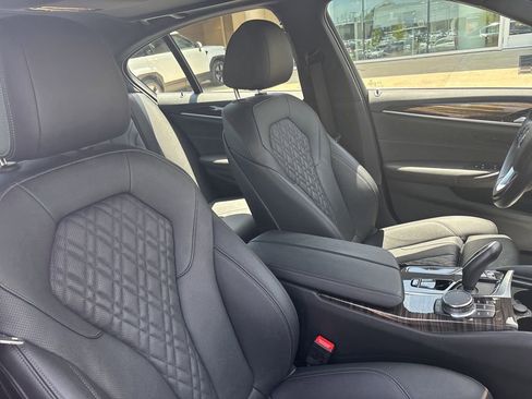 Used 2023 BMW 530i w/ Premium Package RWD image 15
