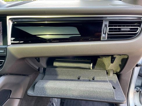 Used 2019 Porsche Macan image 71