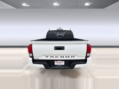 Used 2021 Toyota Tacoma SR w/ SR Convenience Package RWD image 9