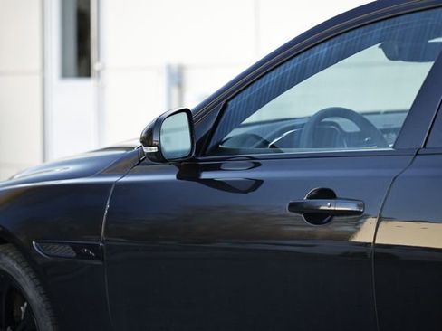 New 2024 Jaguar XF R-Dynamic SE image 8