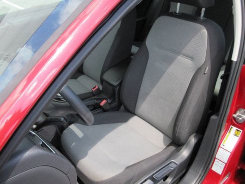Used 2018 Volkswagen Jetta S FWD image 11