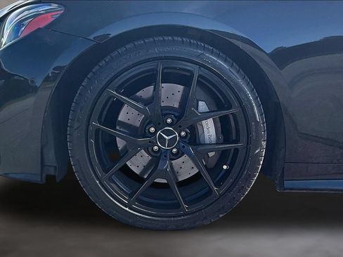 Used 2018 Mercedes-Benz E 400 Coupe image 32