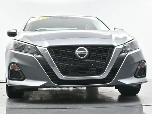 Used 2022 Nissan Altima 2.5 S FWD image 41