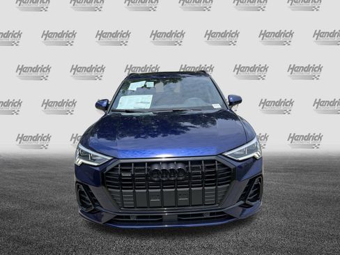 New 2025 Audi Q3 2.0T Premium image 3