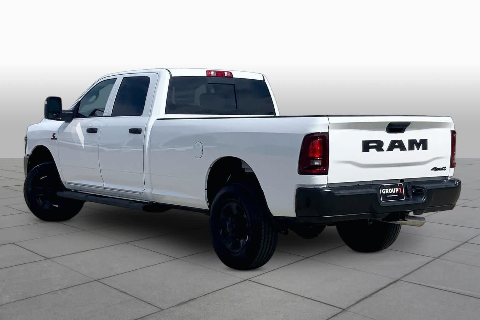 Used 2026 RAM 3500 Tradesman AWD/4WD image 12