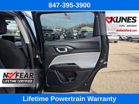 Used 2022 Jeep Compass Sport image 24