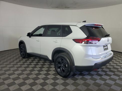 New 2026 Nissan Rogue SV FWD image 6