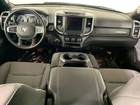 Used 2022 RAM 1500 Big Horn AWD/4WD image 2