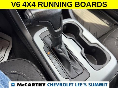 Used 2021 Chevrolet Colorado LT w/ LT Convenience Package image 9