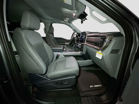 New 2026 Ford F150 XLT w/ Equipment Group 302A MID AWD/4WD image 33