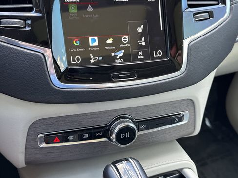 Used 2022 Volvo XC90 T6 Inscription w/ Advanced Package image 26