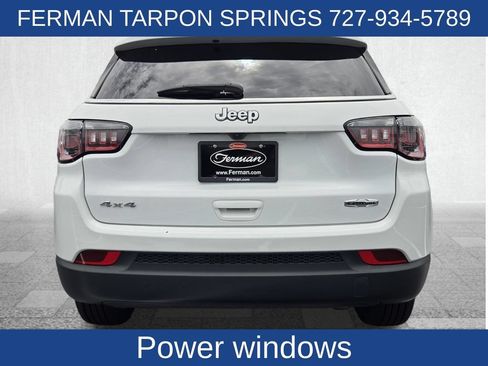 Used 2024 Jeep Compass Latitude AWD/4WD image 11