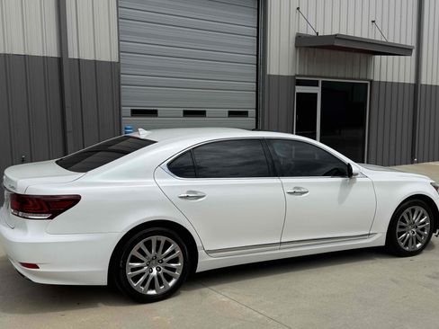 Used 2013 Lexus LS 460 L w/ All-Weather Pkg RWD image 76
