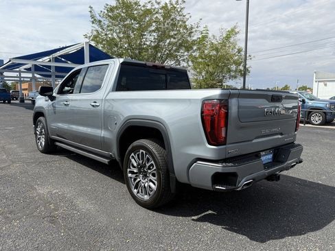 Used 2025 GMC Sierra 1500 Denali Ultimate image 5