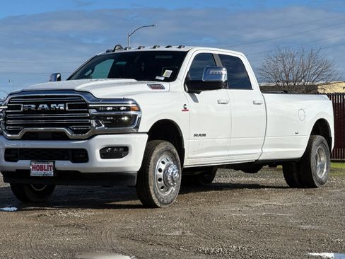 New 2026 RAM 3500 Laramie image 7