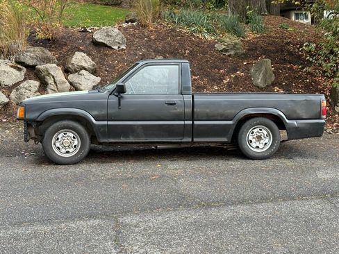Used 1990 MAZDA B-Series Pickup 2WD Regular Cab B2200 image 2