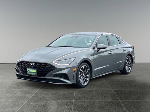 Used 2023 Hyundai Sonata Limited FWD image 3
