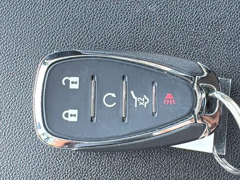 Used 2024 Chevrolet Equinox LT AWD/4WD image 25