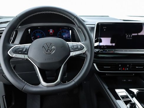 New 2026 Volkswagen Atlas Cross Sport SE image 59