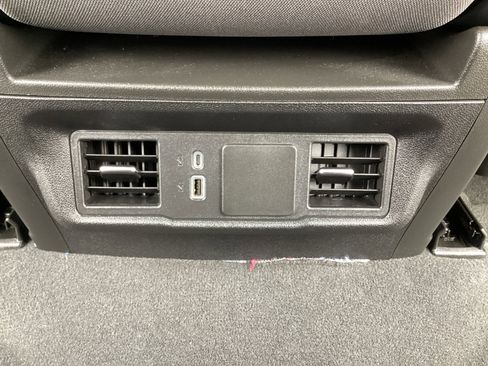 Used 2025 Chevrolet Silverado 1500 Custom image 27