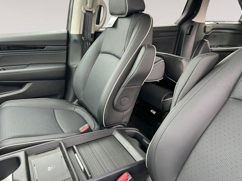 New 2026 Honda Odyssey Elite image 15