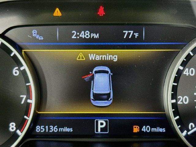 Used 2017 Nissan Murano SL w/ SL Technology Package FWD image 13