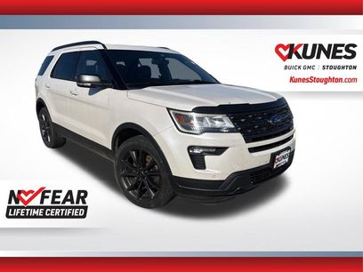 Used 2018 Ford Explorer XLT w/ XLT Appearance Package
