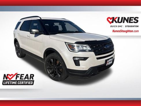Used 2018 Ford Explorer XLT w/ XLT Appearance Package AWD/4WD image 1