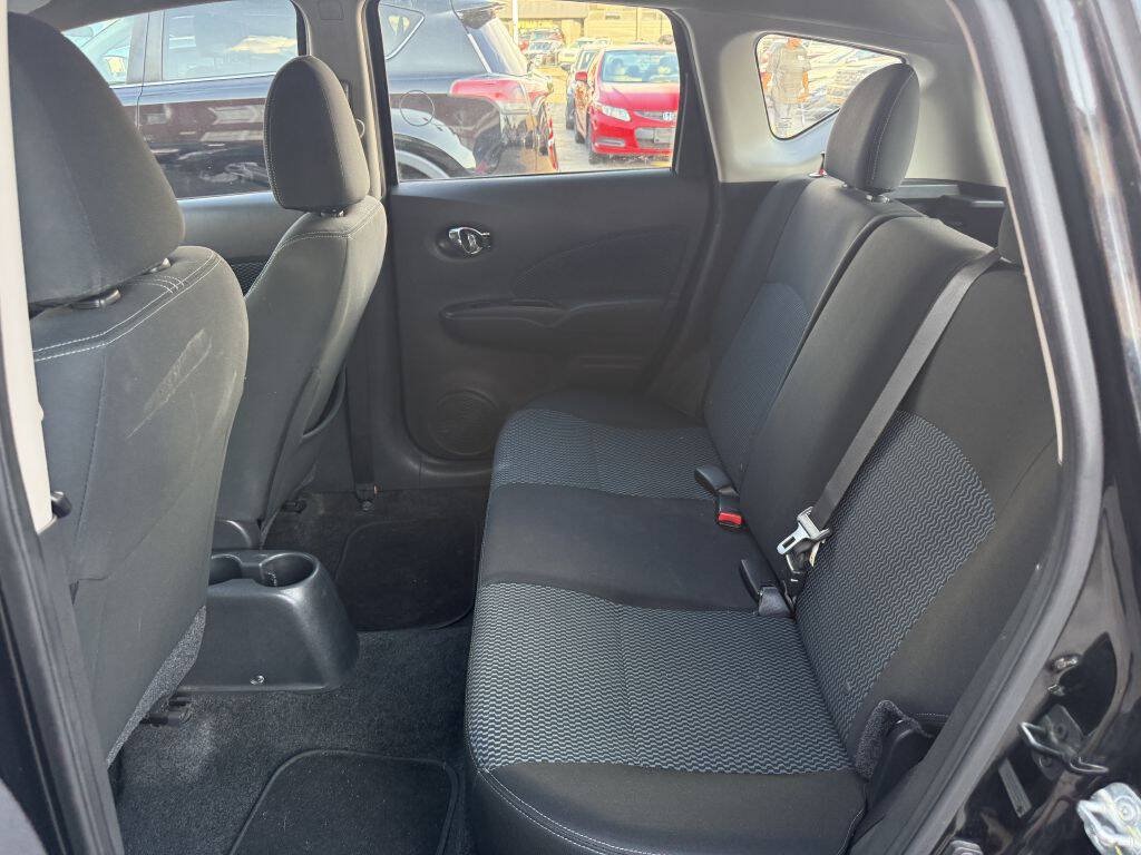 Used 2018 Nissan Versa Note SV FWD image 25