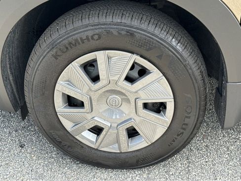 New 2026 Nissan Kicks S FWD image 16