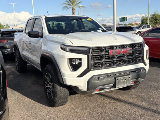 Used 2025 GMC Canyon AT4 AWD/4WD image 3