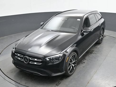 Used 2022 Mercedes-Benz E 450 4MATIC All-Terrain Wagon image 36
