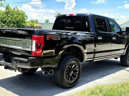 Used 2017 Ford F350 Platinum w/ Platinum Ultimate Package AWD/4WD image 11