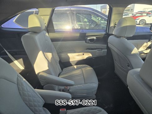 Used 2021 Kia Sorento SX image 7
