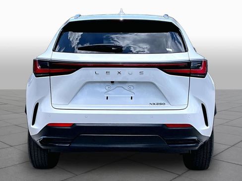 Used 2025 Lexus NX 250 FWD w/ Cold Area Package image 5