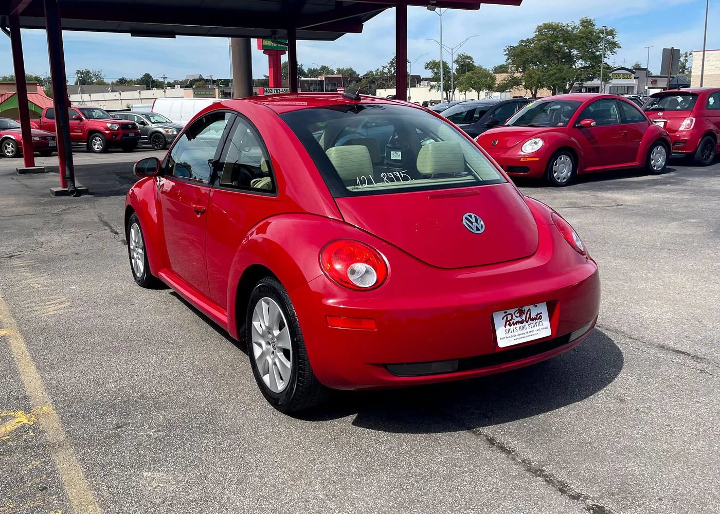 Used 2009 Volkswagen Beetle Coupe FWD image 4