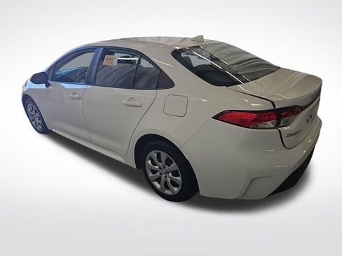 Used 2024 Toyota Corolla LE FWD image 10