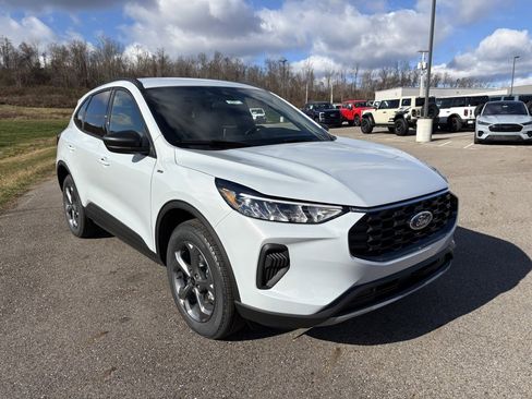 New 2026 Ford Escape ST-Line w/ Cold Weather Package image 7