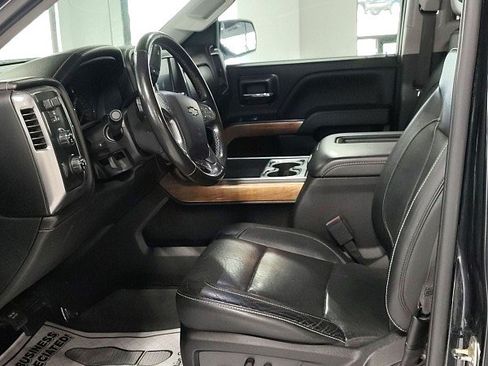 Used 2018 Chevrolet Silverado 1500 LTZ w/ Sport Package AWD/4WD image 12