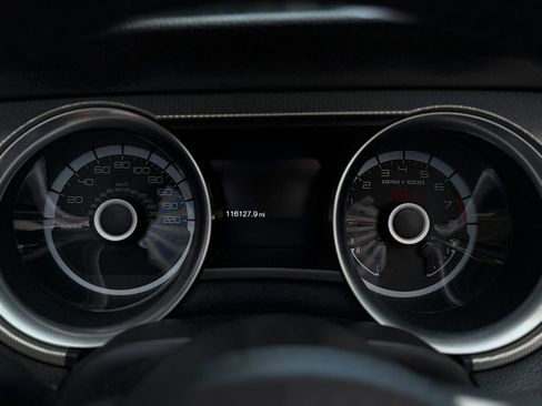Used 2013 Ford Mustang Shelby GT500 image 32
