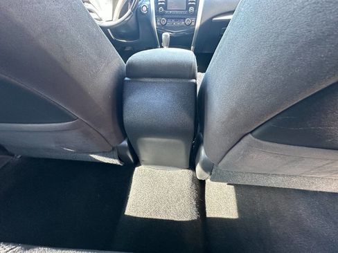 Used 2014 Nissan Altima 2.5 SV image 23