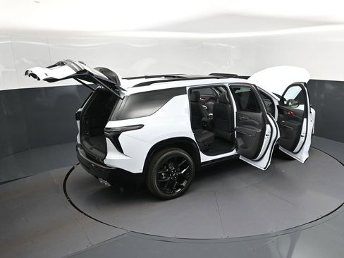 New 2026 Chevrolet Traverse RS FWD image 30