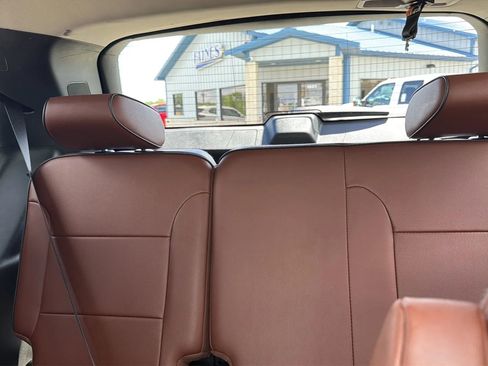 Used 2018 Chevrolet Traverse High Country AWD/4WD image 50