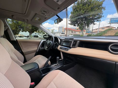 Used 2013 Toyota RAV4 XLE FWD image 17
