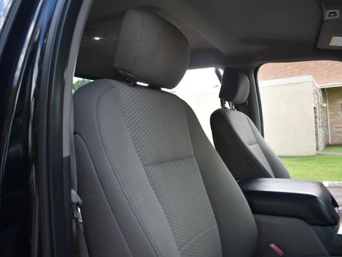Used 2018 Ford F150 XLT w/ Equipment Group 302A Luxury AWD/4WD image 21