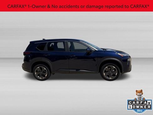 Used 2026 Nissan Rogue SV AWD/4WD image 3
